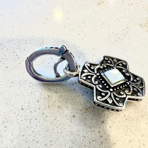 19-1/2" STERLING WOVEN ROPE NECKLACE WITH REMOVABLE TWO SIDED PENDANT - Picture 13 of 16